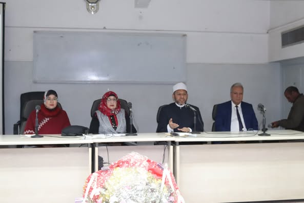 فاعليات الندوة التوعوية حول الصيام الآمن لمرضى السكر بمستشفيات جامعة أسيوط.