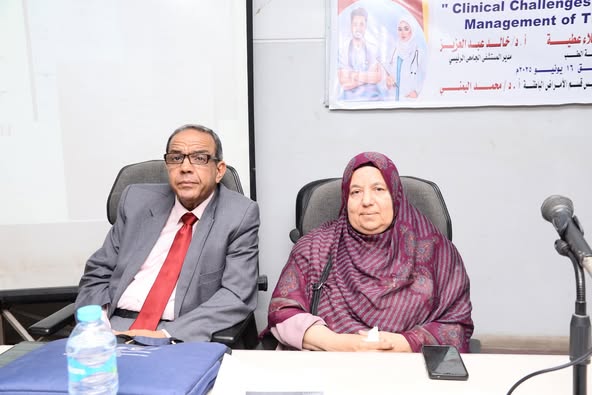 "التحديات السريرية في تشخيص وعلاج إضطرابات الغدة الدرقية" في ندوة توعوية بالمستشفى الرئيسي بجامعة أسيوط