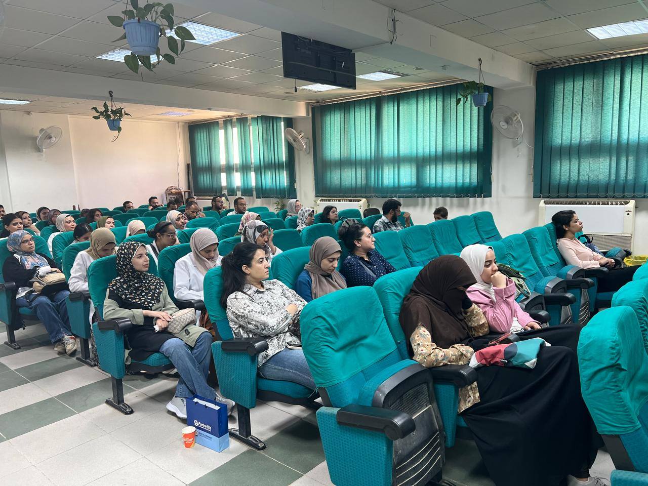 إنطلاق فعاليات اليوم العلمى "لوحدة  أمراض كلى الأطفال" بمستشفى الأطفال بالتعاون مع وحدة المسالك البولية للأطفال و وحدة الأشعة التشخيصية