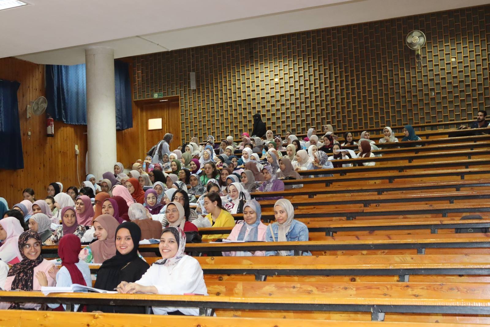 فعاليات اليوم العلمي لأطباء الامتياز (٥+٢) – دفعة ٦٠  تحت عنوان:  Tips and Tricks in Obstetric Emergencies for Interns