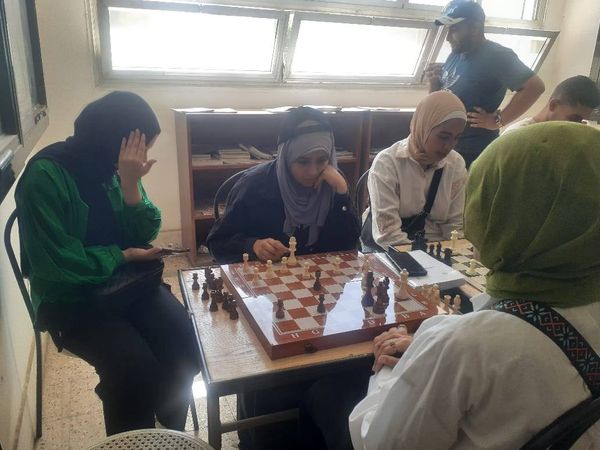 مسابقة الشطرنج لطلاب كلية الطب 