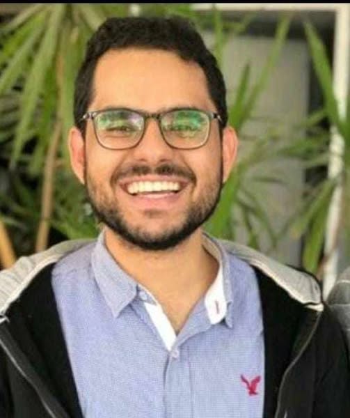 فريق طبى بمستشفى الاصابات ينجح في انقاذ حياة شاب مصاب بطلق نارى نافذ بالناحية اليمنى من الصدر مع توقف عضلة القلب.