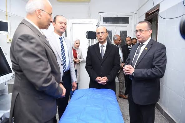 افتتاح وحدة مناظير صدر الأطفال بمستشفى الأطفال الجامعي بأسيوط