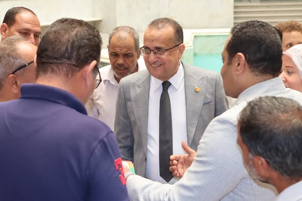 يوم صحى ضمن فعاليات افتتاح المؤتمر السنوي (٣٥) لكلية الطب بجامعة أسيوط