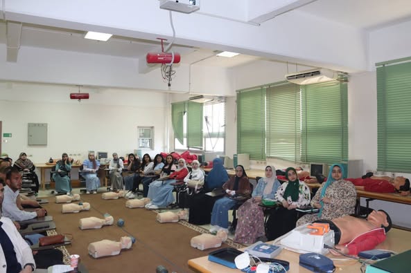 جانب من فعاليات دوره الانعاش القلبي الرئوي الأساسي (BLS)