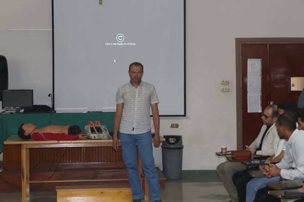 جانب من فعاليات دوره الانعاش القلبي الرئوي الأساسي (BLS)