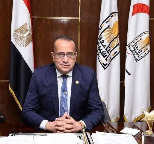 فريق طبي بقسم الأنف والأذن والحنجرة بجامعة أسيوط ينقذ بصر طفل يعاني من وجود خراج خطير بالعين ناتج عن إلتهاب الجيوب الأنفية