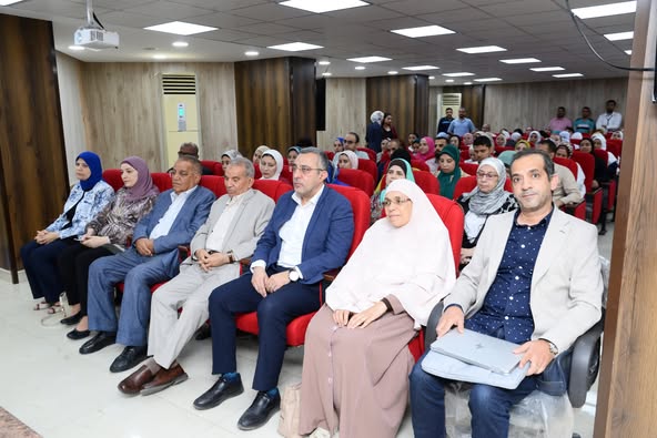 قسم جراحة المخ والأعصاب بجامعة أسيوط ينظم ندوة علمية بعنوان "الثانويات الدماغية 360" بالتعاون مع قسم علاج الأورام، وقسم الأشعة التشخيصية، وقسم الأمراض العصبية والنفسية، وقسم الباثولوجي