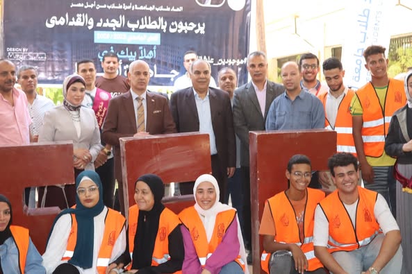 بدء الكشف الطبي للطلاب الجدد الملتحقين بكلية الطب للعام الدراسي ٢٠٢٥- ٢٠٢٦