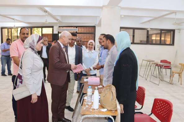 بدء الكشف الطبي للطلاب الجدد الملتحقين بكلية الطب للعام الدراسي ٢٠٢٥- ٢٠٢٦