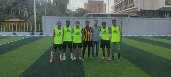 ​    ​فريق كرة القدم الخماسي بكلية الطب يحصل على المركز الثاني في الدورة التي اقامتها كلية التجارة.