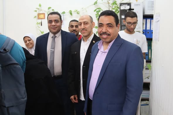 يوم صحى جديد بمقر مركز الشباب بكلية الطب بجامعة أسيوط.