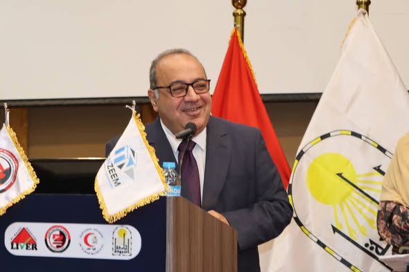 انطلاق فعاليات المؤتمر السنوي الرابع والعشرون لقسم طب المناطق الحارة والجهاز الهضمي بجامعة أسيوط تحت عنوان "من المبادئ التوجيهية إلى الممارسة السريرية"