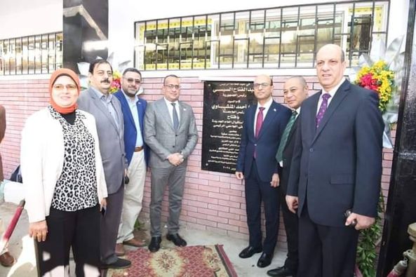 The President of Assiut University inaugurates the “new general reception unit” at the main university hospital.