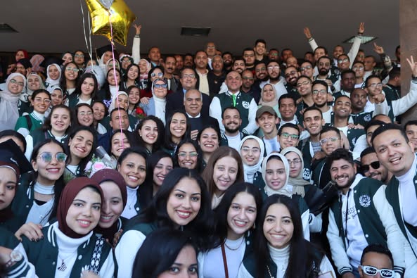 Fifth year students at the Faculty of Medicine, Assiut University (Batch 60) celebrate among their families and the college administration the completion of exams and the beginning of the internship stage.