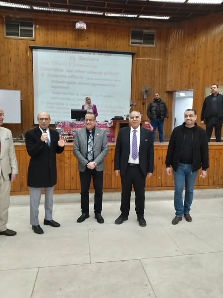 Professor Dr. Ahmed El-Menshawy, President of Assiut University, follows up on the regularity of the educational process at the Faculty of Medicine with the start of the second semester of the academic year 2024/2025.