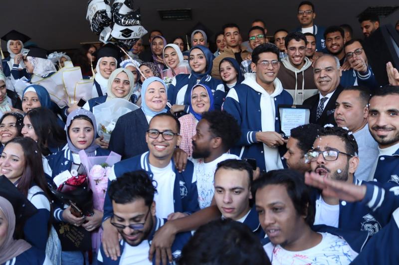 Students celebrate the end of the exams and the beginning of the internship phase