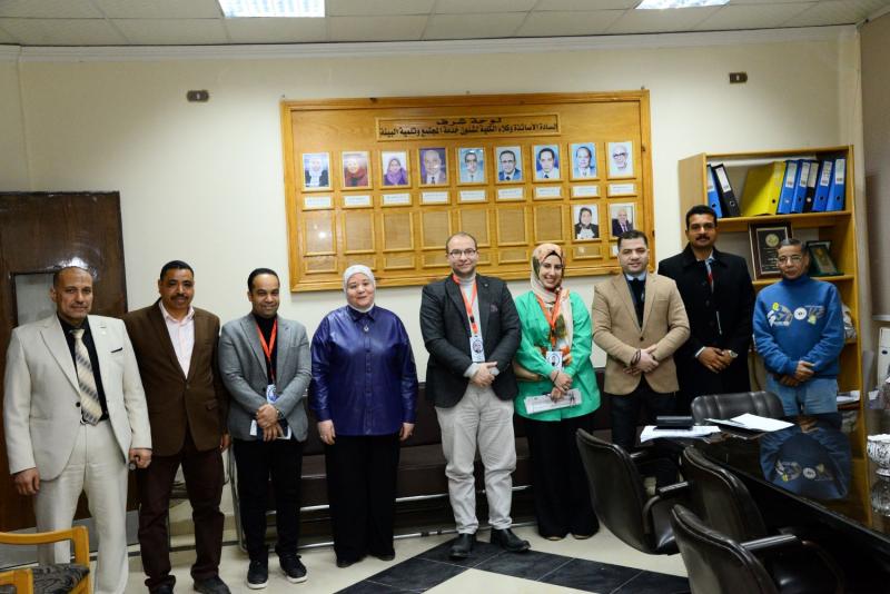 The Faculty of Medicine at Assiut University welcomes the committee for monitoring environmental practices and sustainability for the faculties of Assiut University for the year 2025-2026 during their field visits to evaluate the "best environmentally friendly faculty".