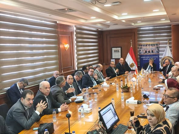 Assiut University Faculty of Medicine presents its vision regarding the mandatory program for internship doctors during the regular meeting of the Medical Studies Sector Committee at the Supreme Council of Universities