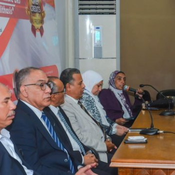 An open seminar for parents of children who suffer from stones in Arabic