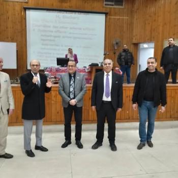 Professor Dr. Ahmed El-Menshawy, President of Assiut University, follows up on the regularity of the educational process at the Faculty of Medicine with the start of the second semester of the academic year 2024/2025.