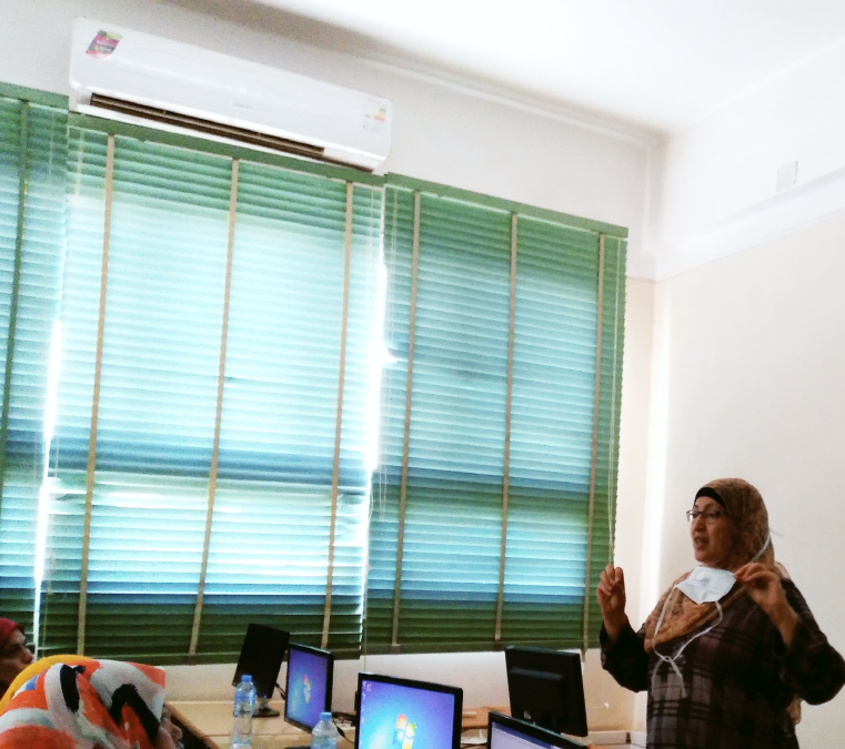 حضور السادة أعضاء هيئة التدريس والهيئة المعاونة ورشة عمل  بعنوان Moodle 