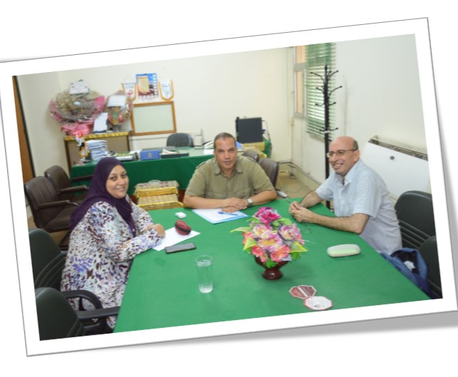 إجتماع فريق معيار أعضاء هيئة التدريس والهيئة المعاونة الخاص بتأهيل الجامعة للإعتماد