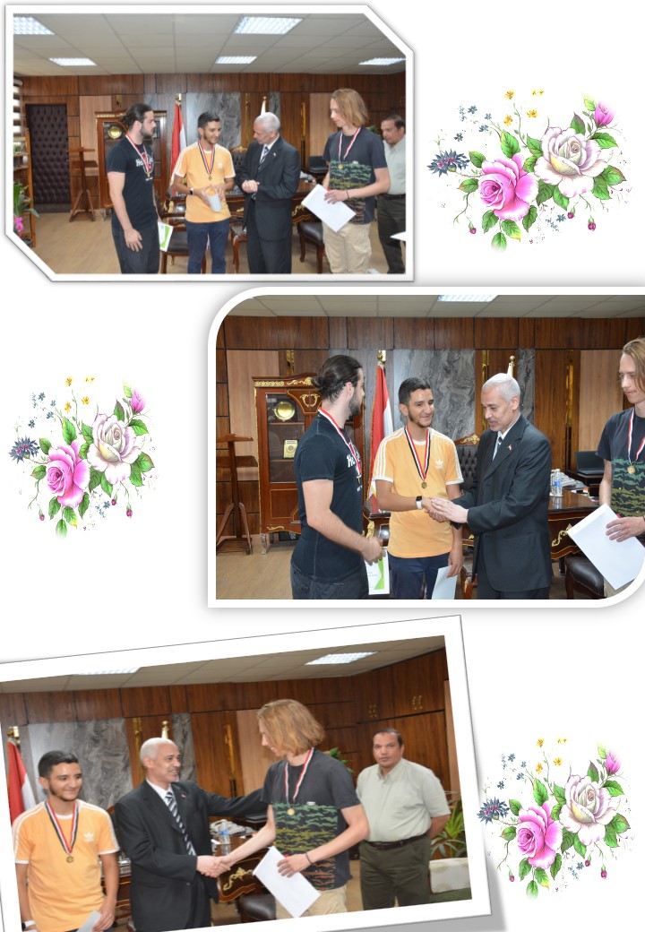 السيد الأستاذ الدكتور / أحمد محمد عبد المولى – عميد الكلية والقائم بأعمال نائب رئيس الجامعة لشئون التعليم والطلاب - يكرم طلاب برنامج التبادل الطلابى لطلاب الجمعية العلمية صيدلة EPSF Assiut عقب ختام تدريب طلاب كليات الصيدلة جامعات فرنسا وبولندا بالكلية