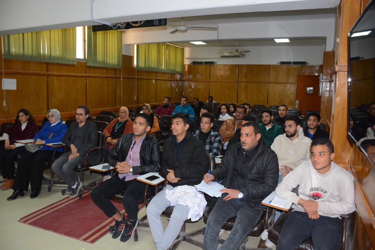 الإجتماع الأول لمجلس إتحاد طلاب كلية الصيدلة  للعام الجامعى 2024/2025 م