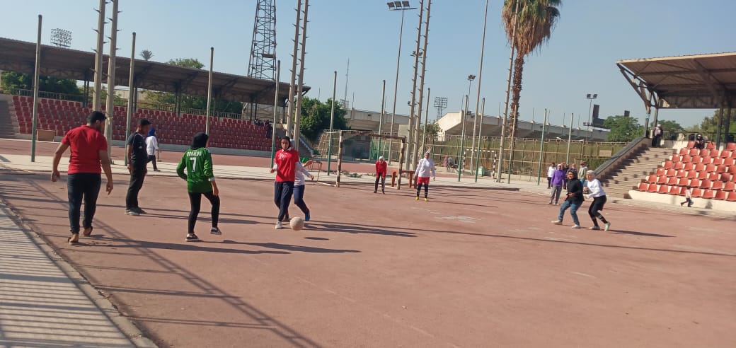 حصلت كلية التربيه الرياضية جامعة أسيوط علي المركز الثالث خماسي كرة القدم طالبات بدوري الجامعه للألعاب الجماعية يوم ٨/ ١١/