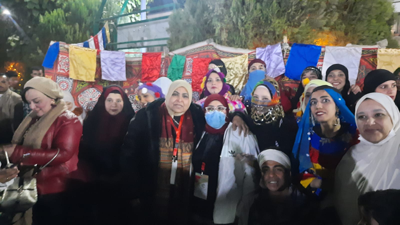 مشاركة قسم الاقتصاد المنزلي بكلية التربية النوعية جامعة اسيوط في فعاليات أسبوع الشعوب 