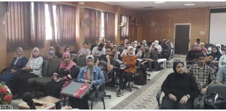 "الذكاء الثقافي وتعزيز لغة الابداع العالمي للطالب الفنان "